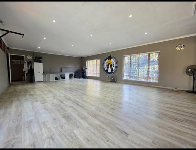4 BEDROOM HOUSE FOR SALE IN RANDHART
